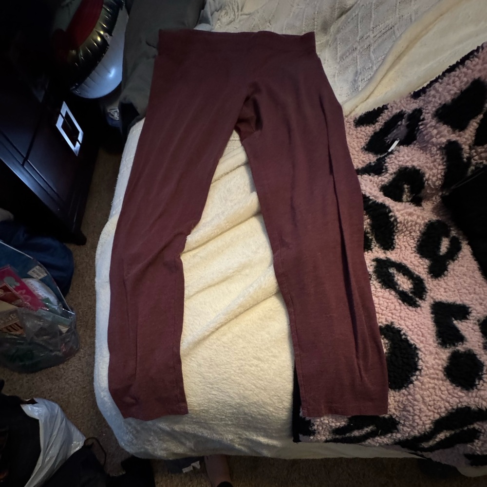 Pink- Victoria’s Secret size Large leggings maroon